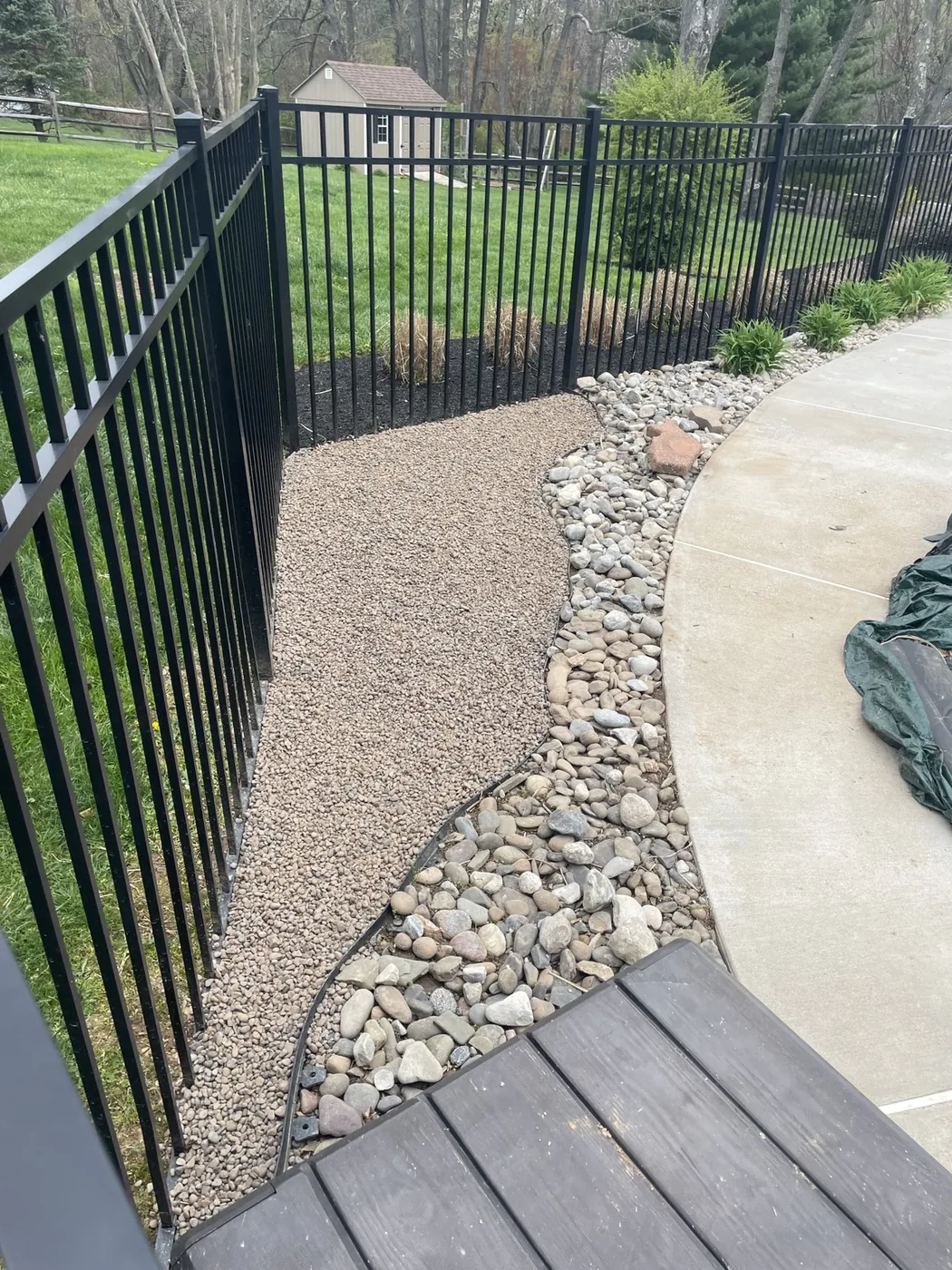 Decorative gravel and stone